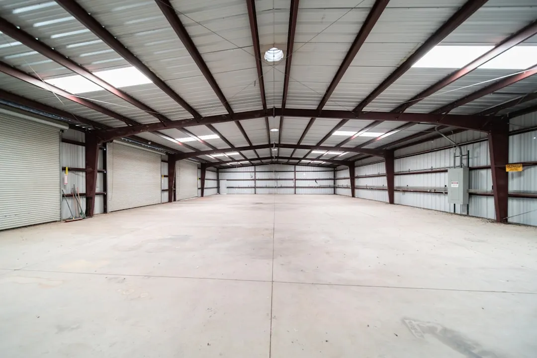 Empty clean commercial warehouse